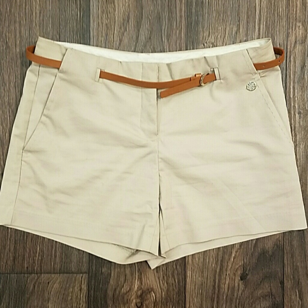 Golf shorts size 4
