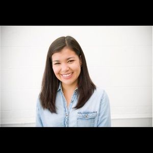 Meet your Posher, Chloe