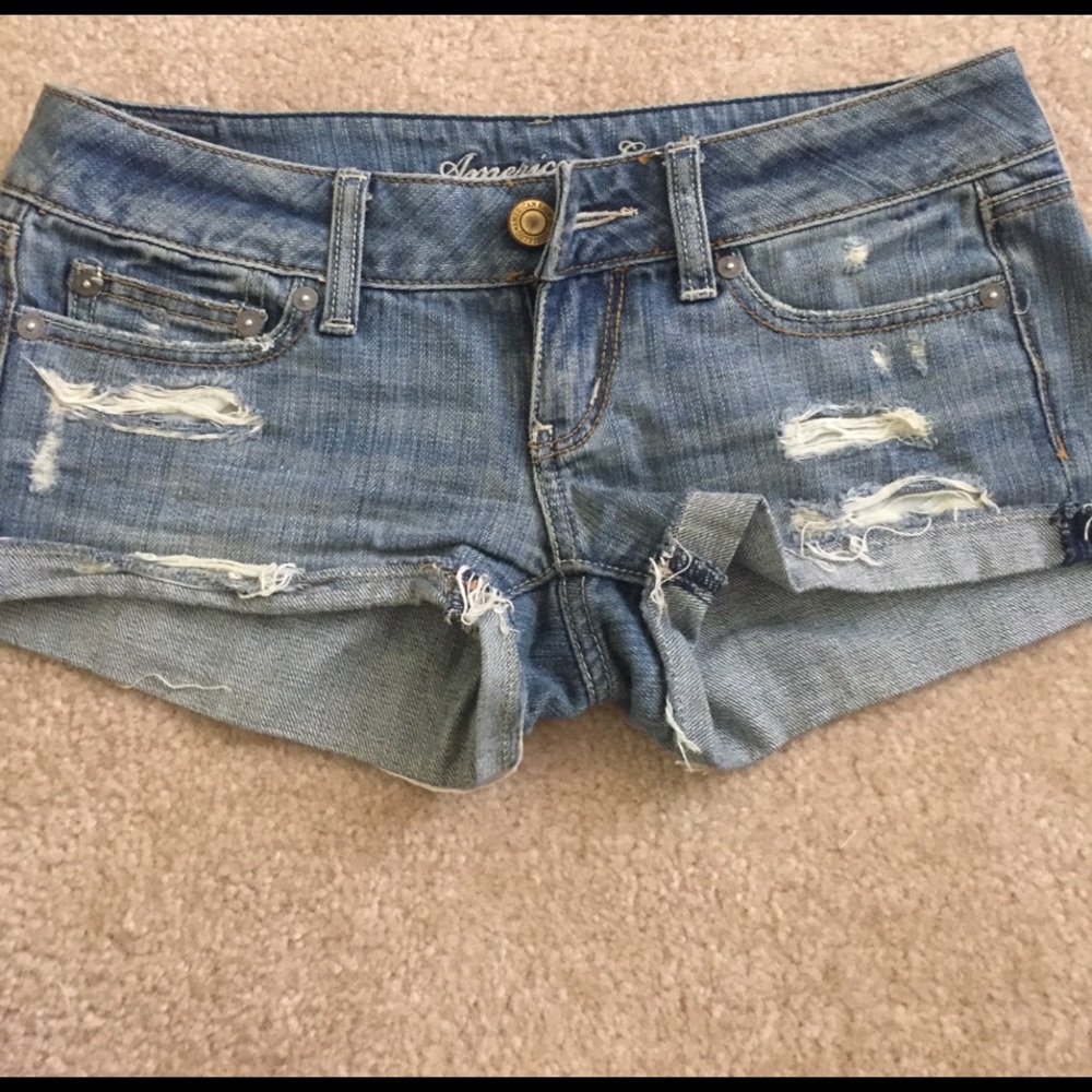 American eagle ripped shorts