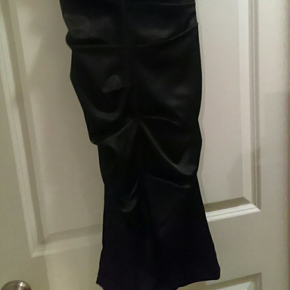 Dress Cache - Picture 4 of 4