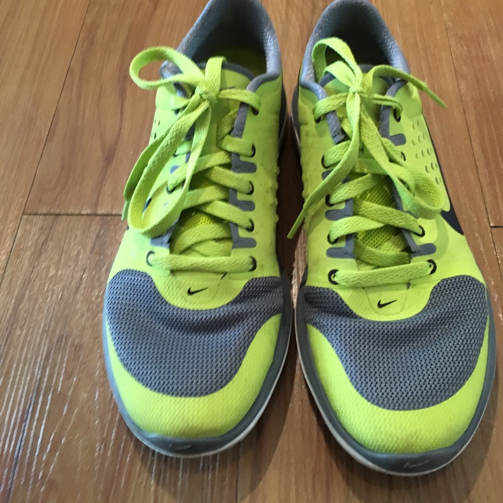 Men's Nike running shoes