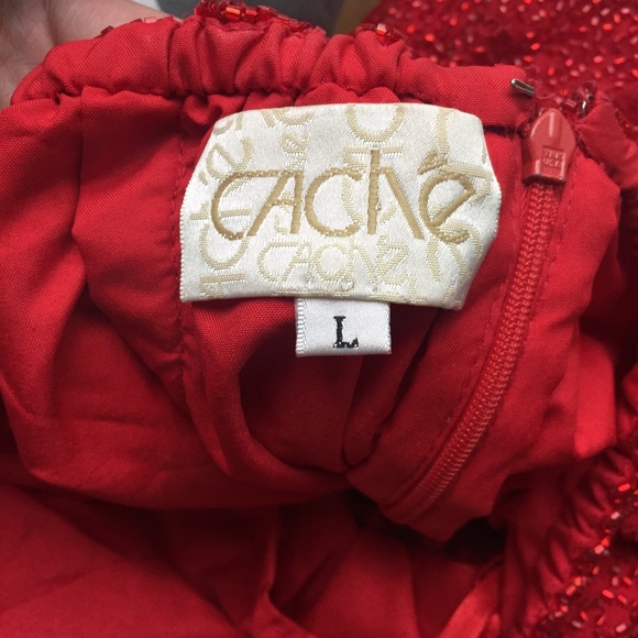 Cache red beaded gown - Picture 4 of 4