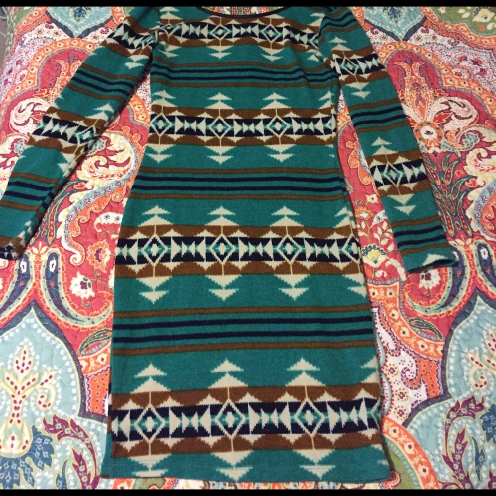Aztec print fitted sweater dress