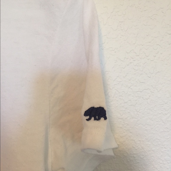 Brandy Melville Jamie map top - Picture 3 of 4