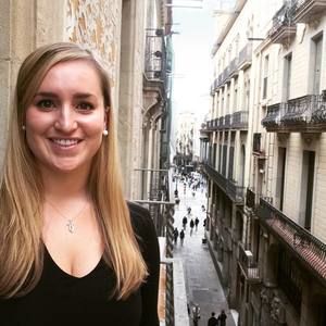 Meet your Posher, Laura