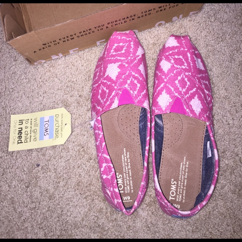 TOMS