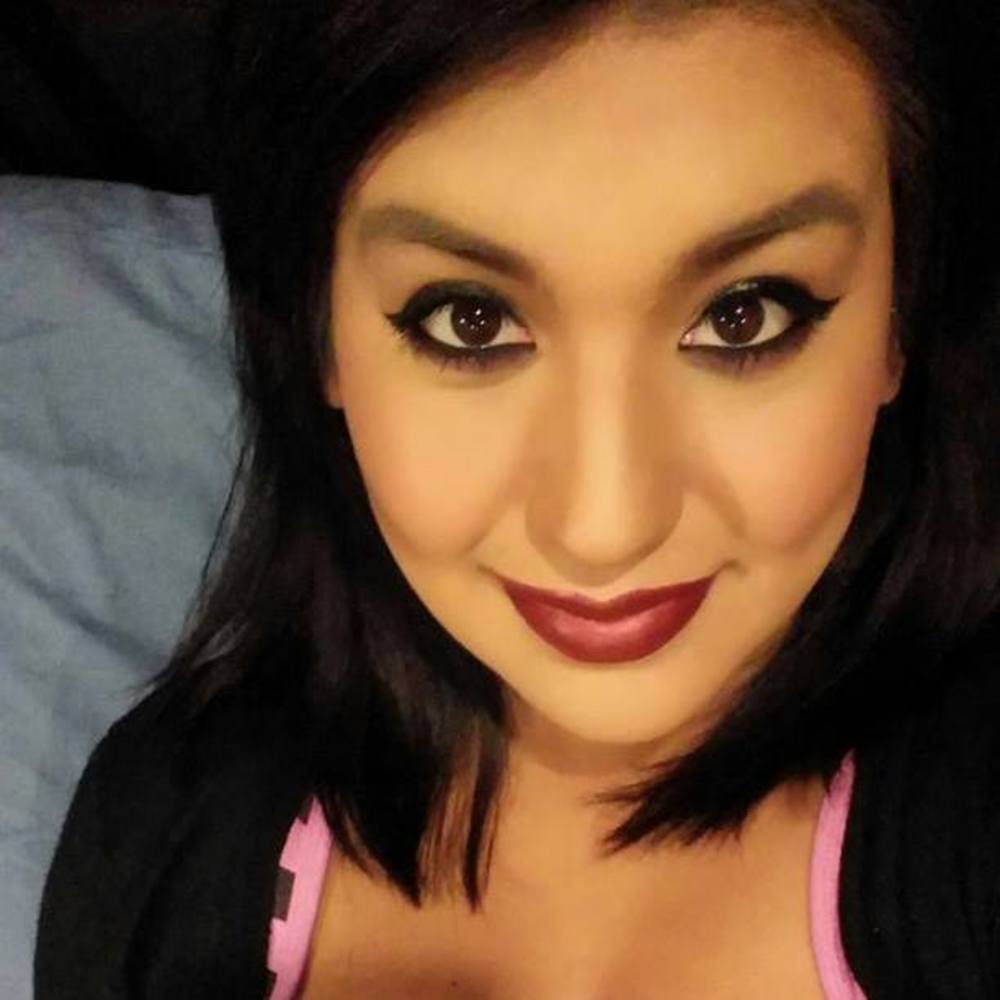 Meet your Posher, Olivia