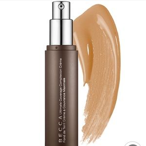 Becca Ultimate Coverage creme foundation