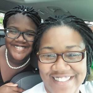 Meet your Posher, Makayla