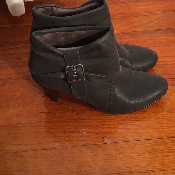 Sz 8M Gray Mudd lightly work ankle boots - Picture 1 of 6