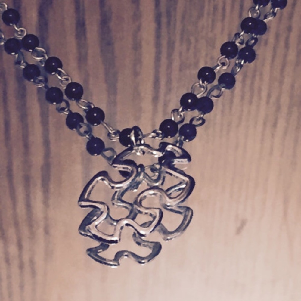 Puzzle Piece Black Rosary Chain Necklace - Picture 6 of 6