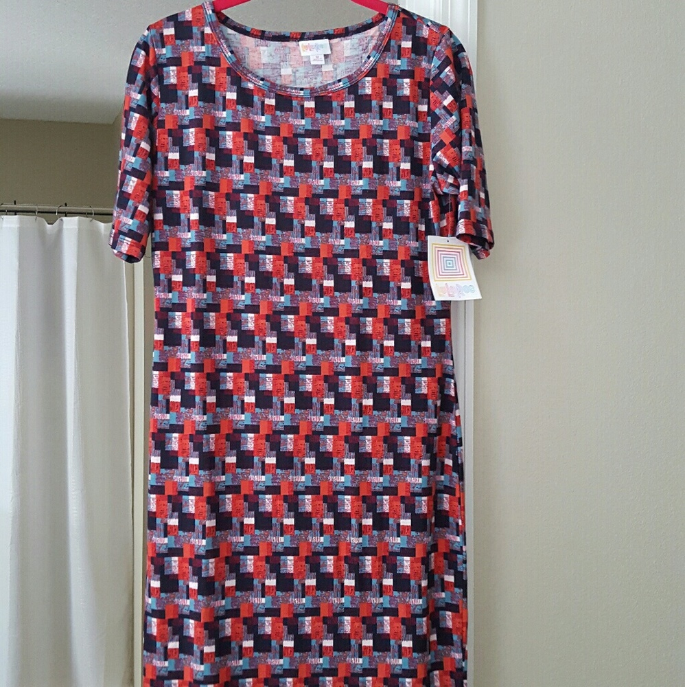 BNWT LULAROE JULIA DRESS