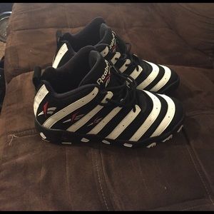 Reebox big hurt sz 10.5