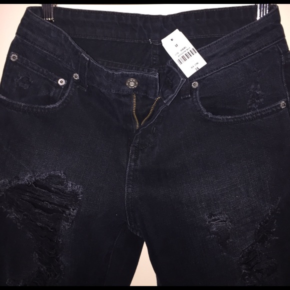 LF Black ripped boyfriend jeans - Picture 2 of 4