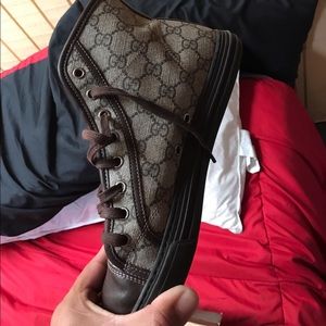 Men's Gucci shoes size 9 1/2