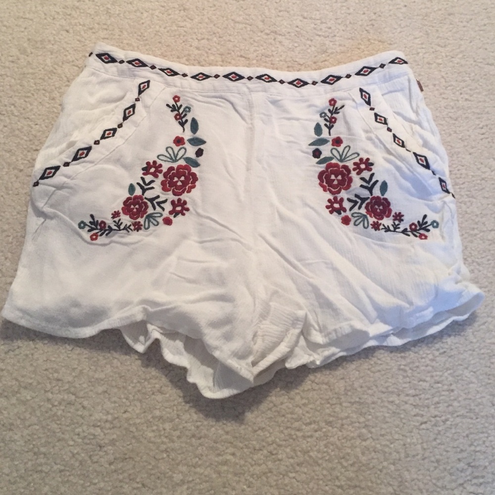 Kendal and Kylie embroidered shorts