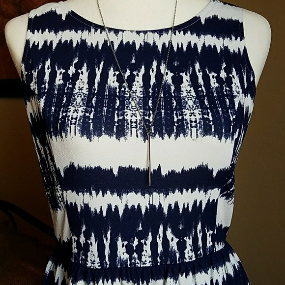 Blue & White Fit & Flare Dress - Picture 2 of 7