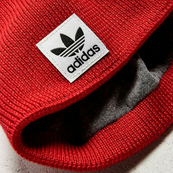 MAKE AN OFFER! Adidas Originals Red Beanie NWT - Picture 3 of 4