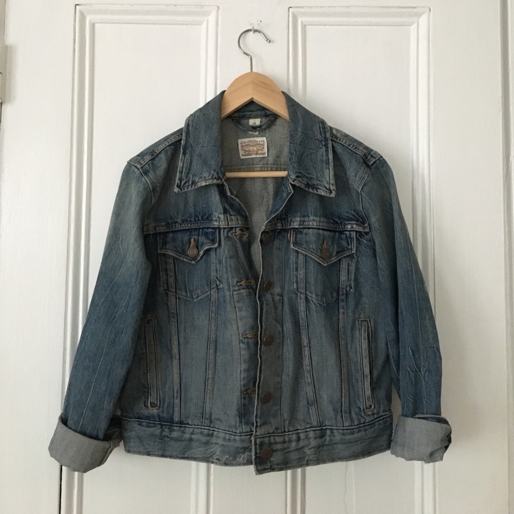 Levi's Mid-wash Denim Jacket
