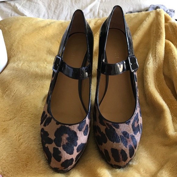 Animal print, calf hair, babydoll platforms - Picture 2 of 4