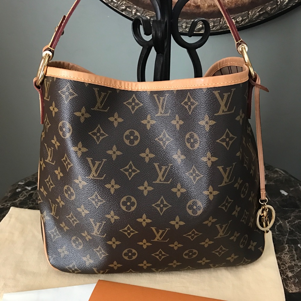 ❗❗SOLD on TRDSY❗❗Louis Vuitton Delightful Pm