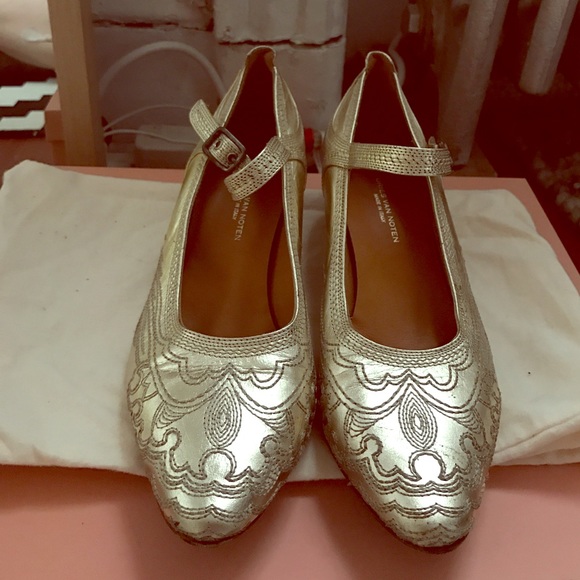 Dries Van Noten Light Gold Kitten Heels Size 38.5 - Picture 2 of 6