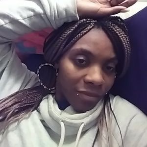 Meet your Posher, Lashae