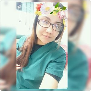 Meet your Posher, Esther