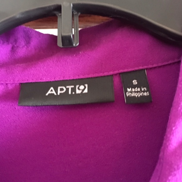 Formal button up shirt - Picture 2 of 3