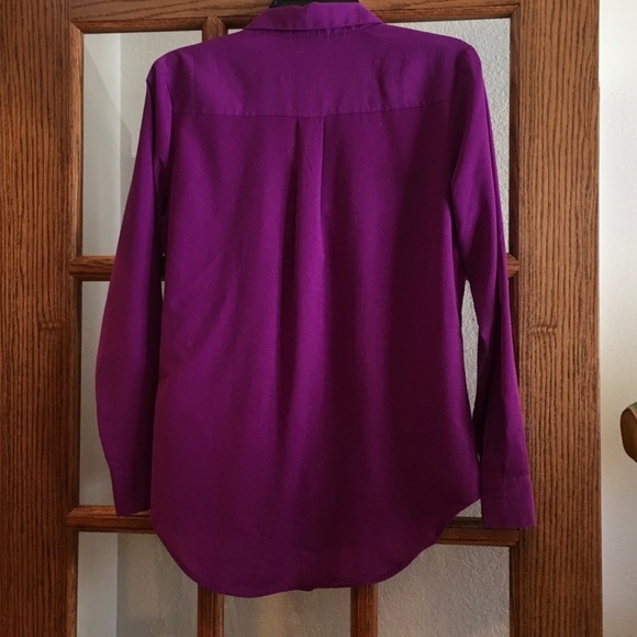 Formal button up shirt - Picture 3 of 3