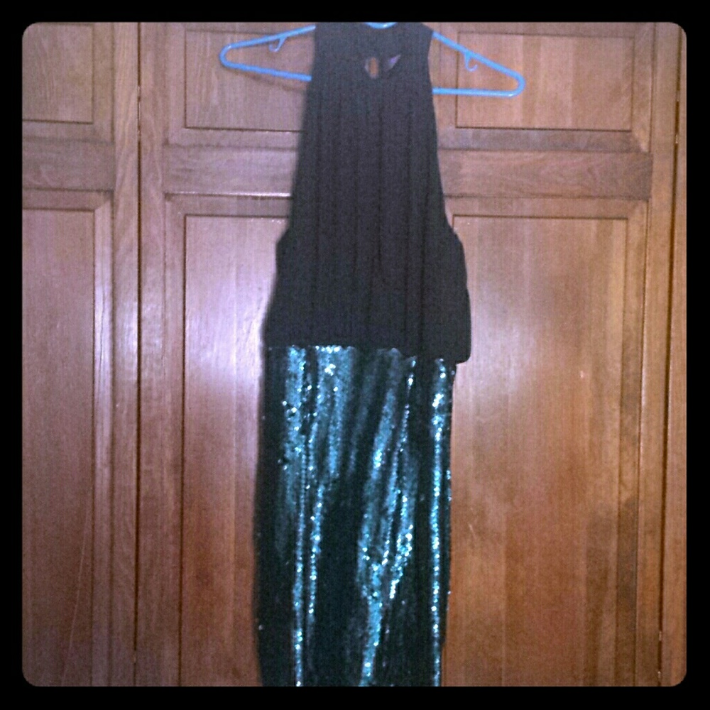 Halter dress