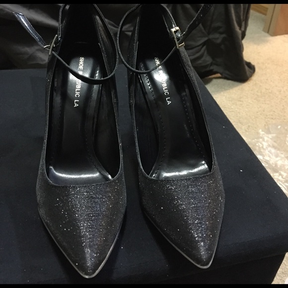 Ankle strap high heel - Picture 5 of 5