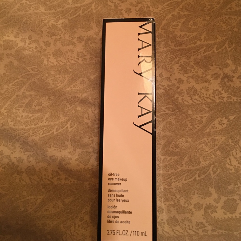 Eye makeup remover