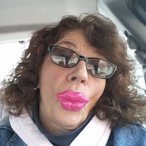 Meet your Posher, Annie