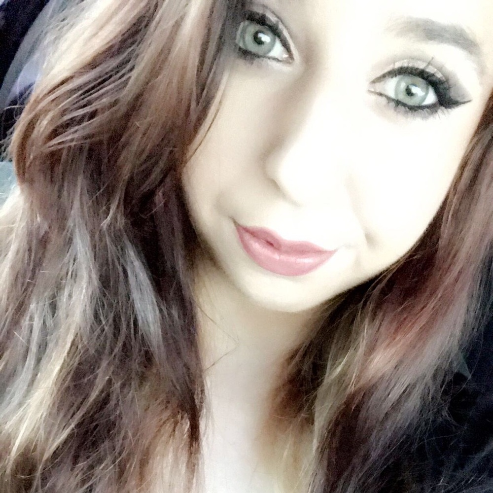 Meet your Posher, Jaclyn