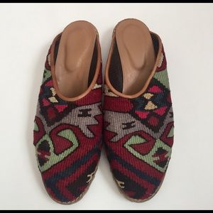 KILIM SLIP ON SHOES. IMPORTED FROM ARMENIA. SIZE 6