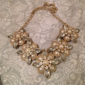 White Pearl and Diamond Necklace💎