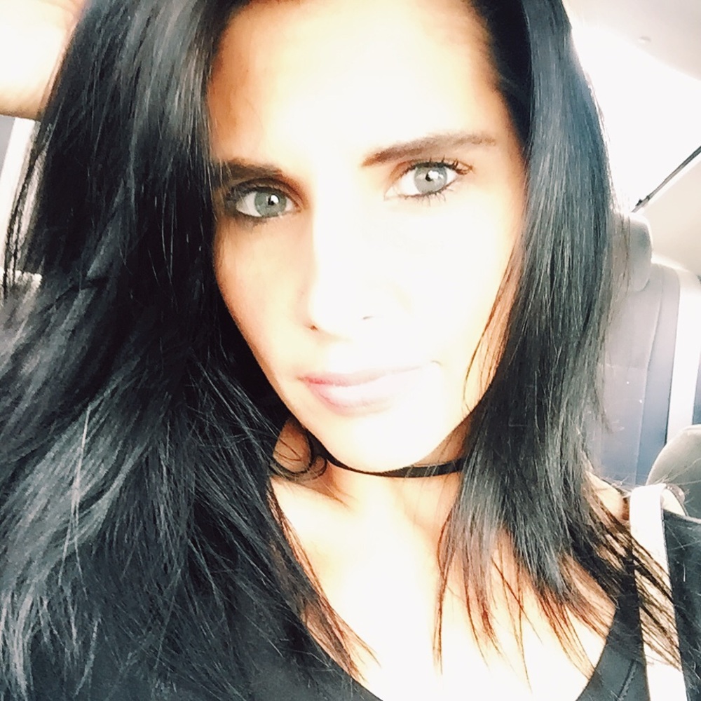 Meet your Posher, Jenelle