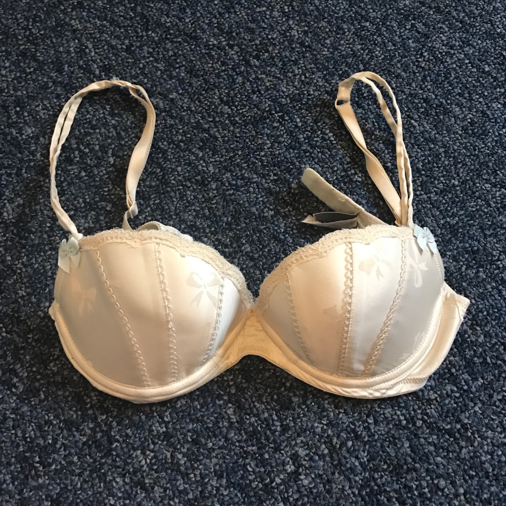 Victoria secret push up bra