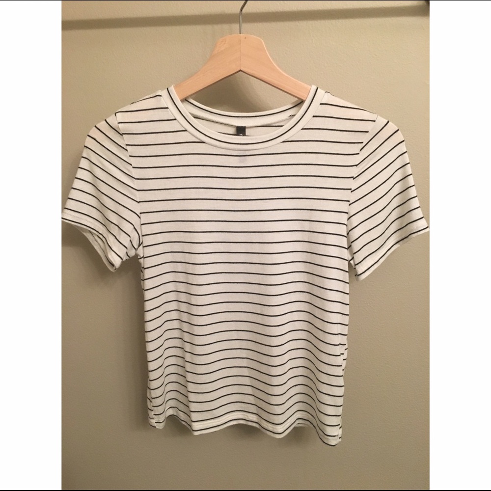 High neck shirt sleeve crop top