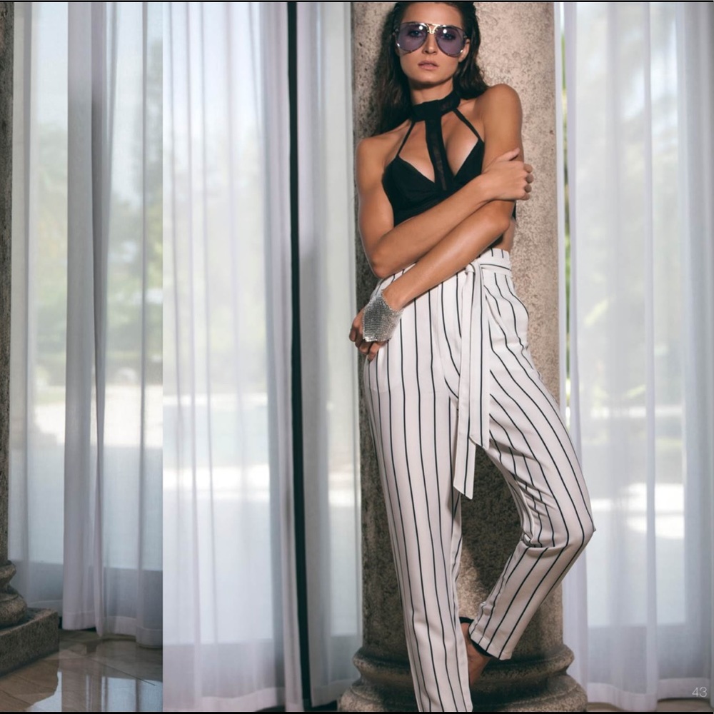 WHITE PINSTRIPE HIGH WAISTED PANTS - Picture 5 of 6
