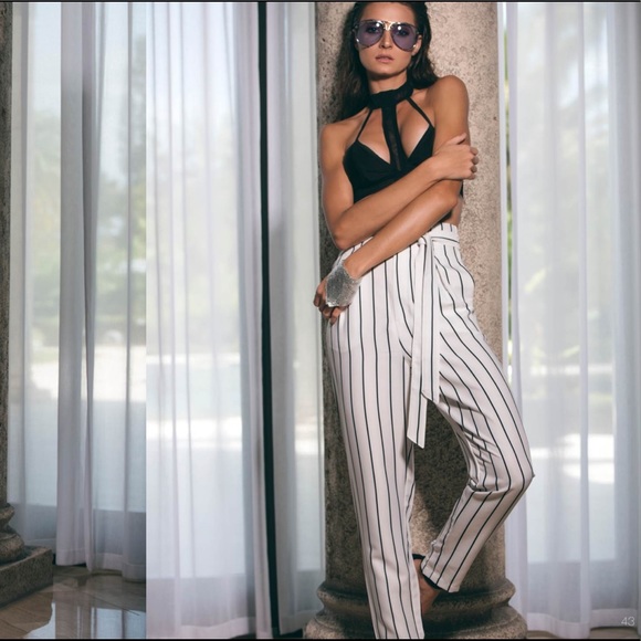 WHITE PINSTRIPE HIGH WAISTED PANTS - Picture 5 of 6