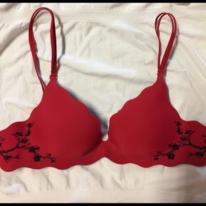 Victoria's Secret Very Sexy Push-up Bra