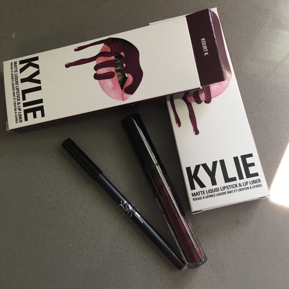 Matte lipstick with liner - Picture 4 of 8