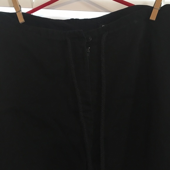 Black Capris with Ribbon Decorative Edging - Picture 3 of 7