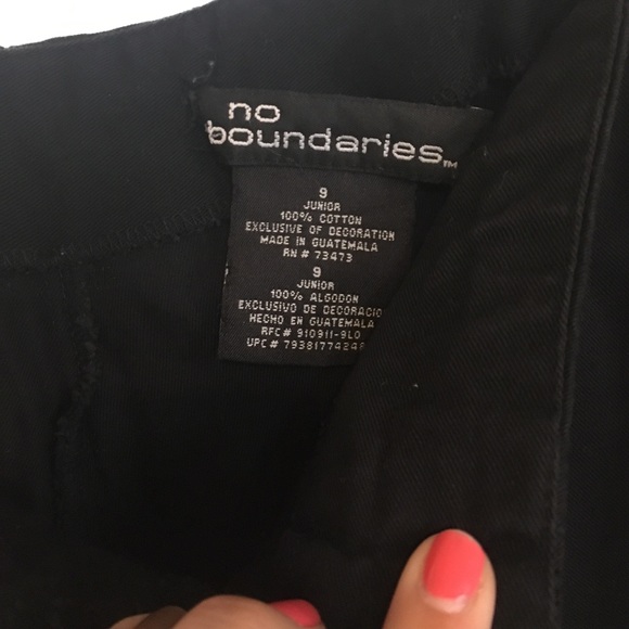 Black Capris with Ribbon Decorative Edging - Picture 4 of 7