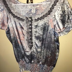 Adorable dressy top!