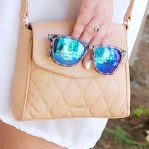 Vera Bradley Bags - Vera Bradley Tan Crossbody Mini Bag! Vera Bradley Bags - Vera Bradley Tan Crossbody Mini Bag!