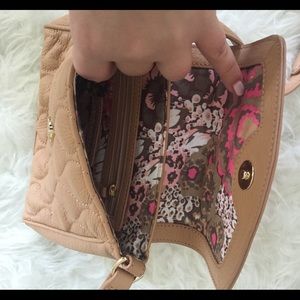 Vera Bradley Bags - Vera Bradley Tan Crossbody Mini Bag! Vera Bradley Bags - Vera Bradley Tan Crossbody Mini Bag!