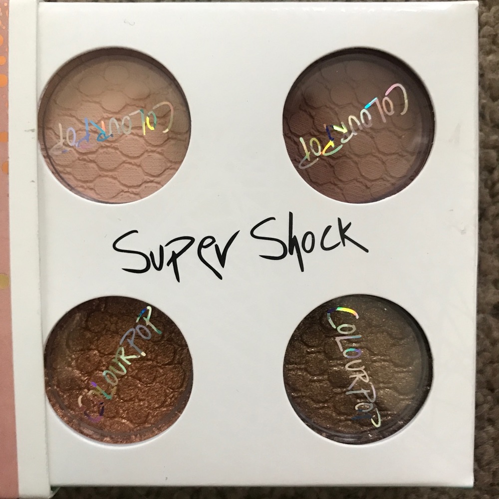 Colourpop eyeshadow quad